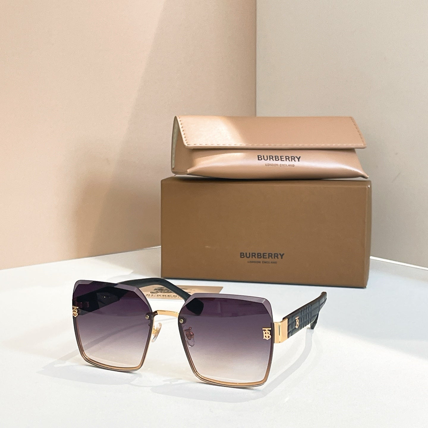 2025 New Fashion Large Frame Sunglasses in 5 Colors BE2491