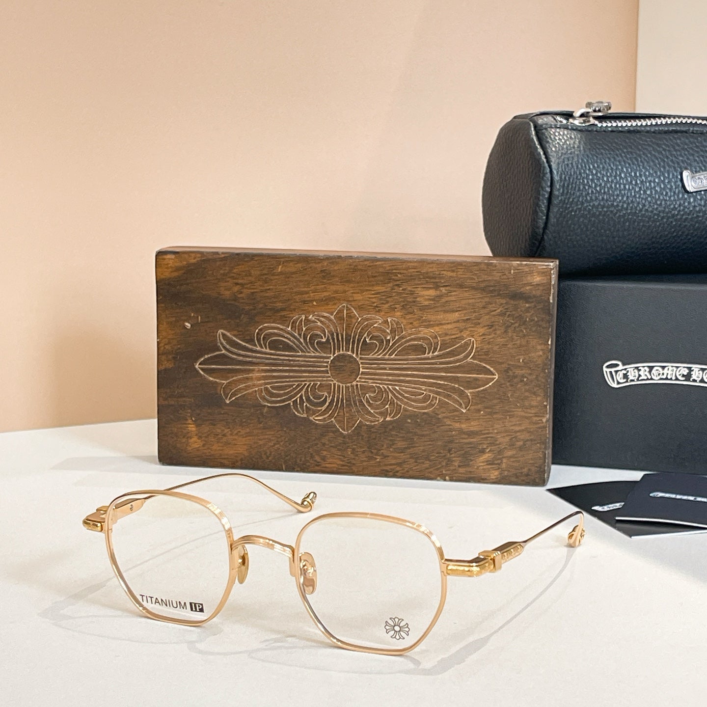 New transparent metal sunglasses