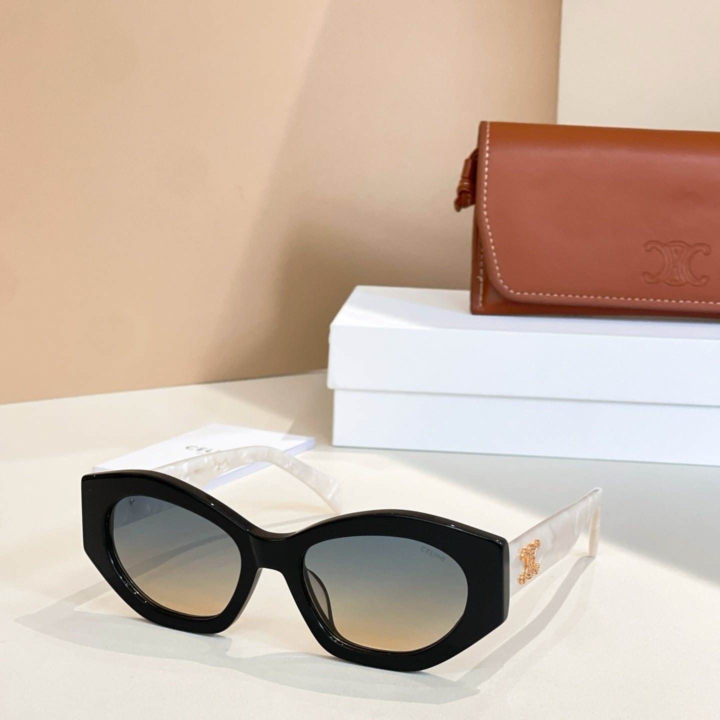 Prismatic Full Frame Sunglasses