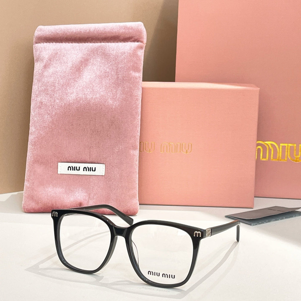 Transparent full frame glasses