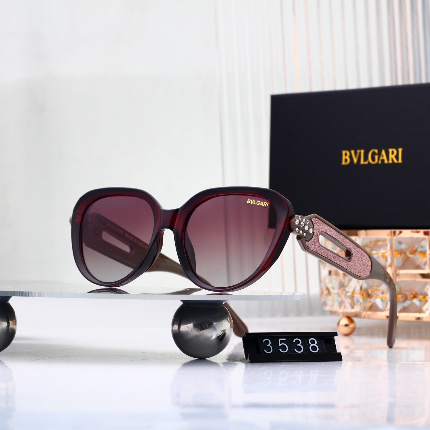 Full Frame Square Gradient Sunglasses