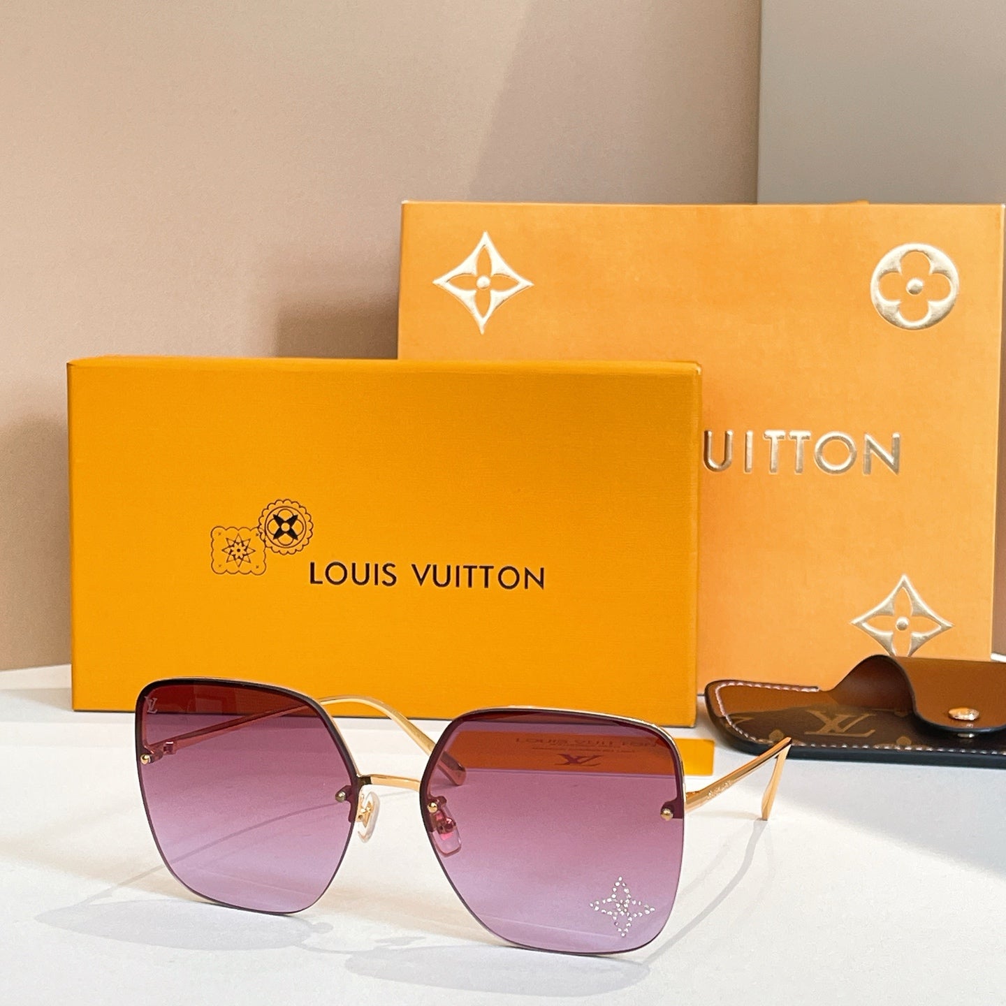 New Prismatic Gradient Sunglasses