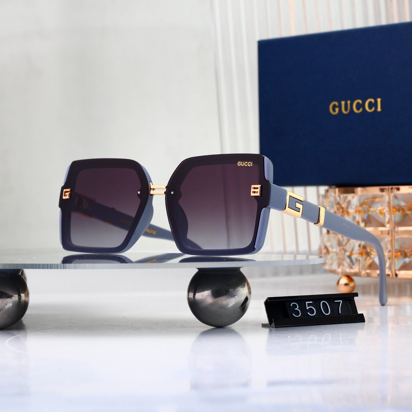 Full Frame Square Gradient Sunglasses