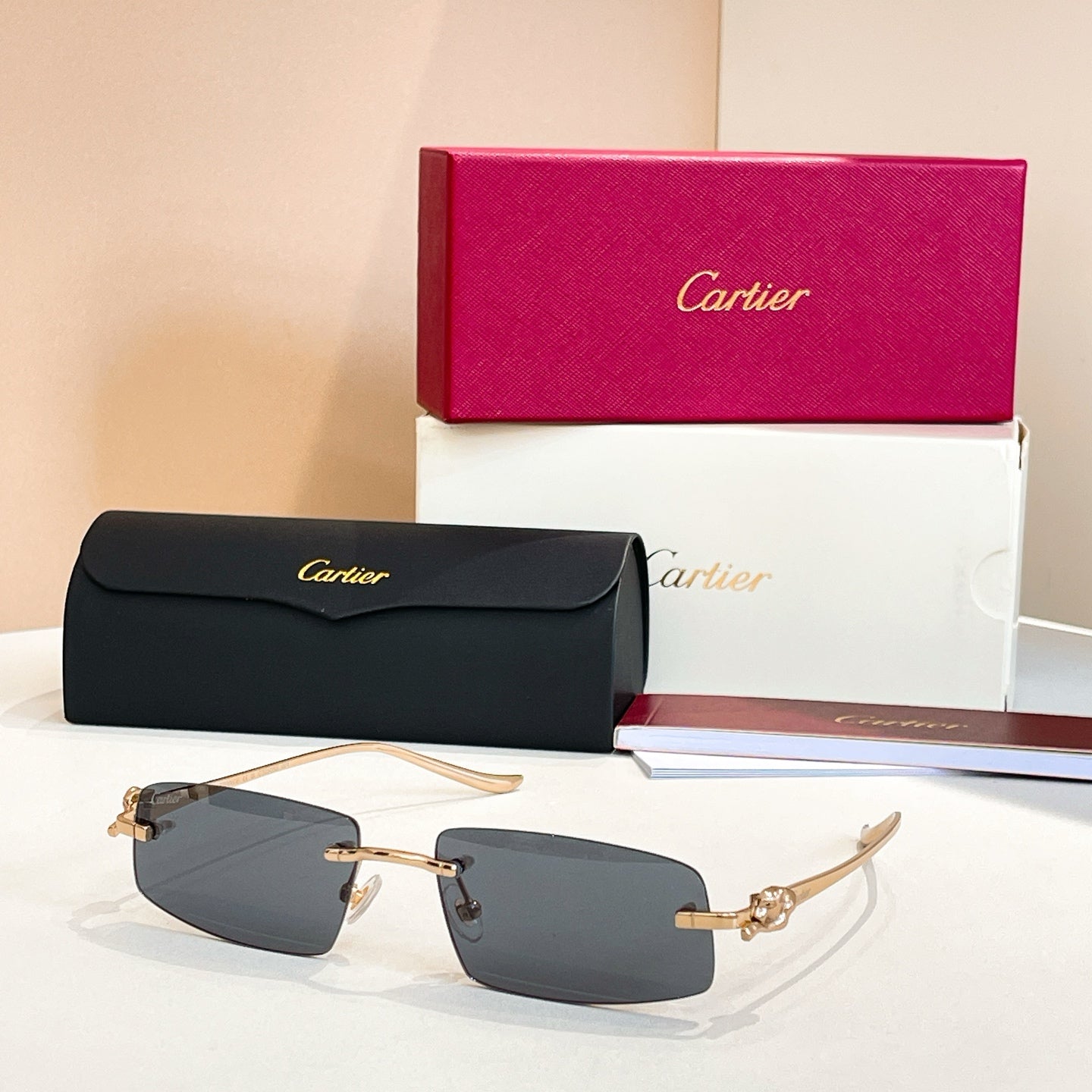 Metal frameless sunglasses