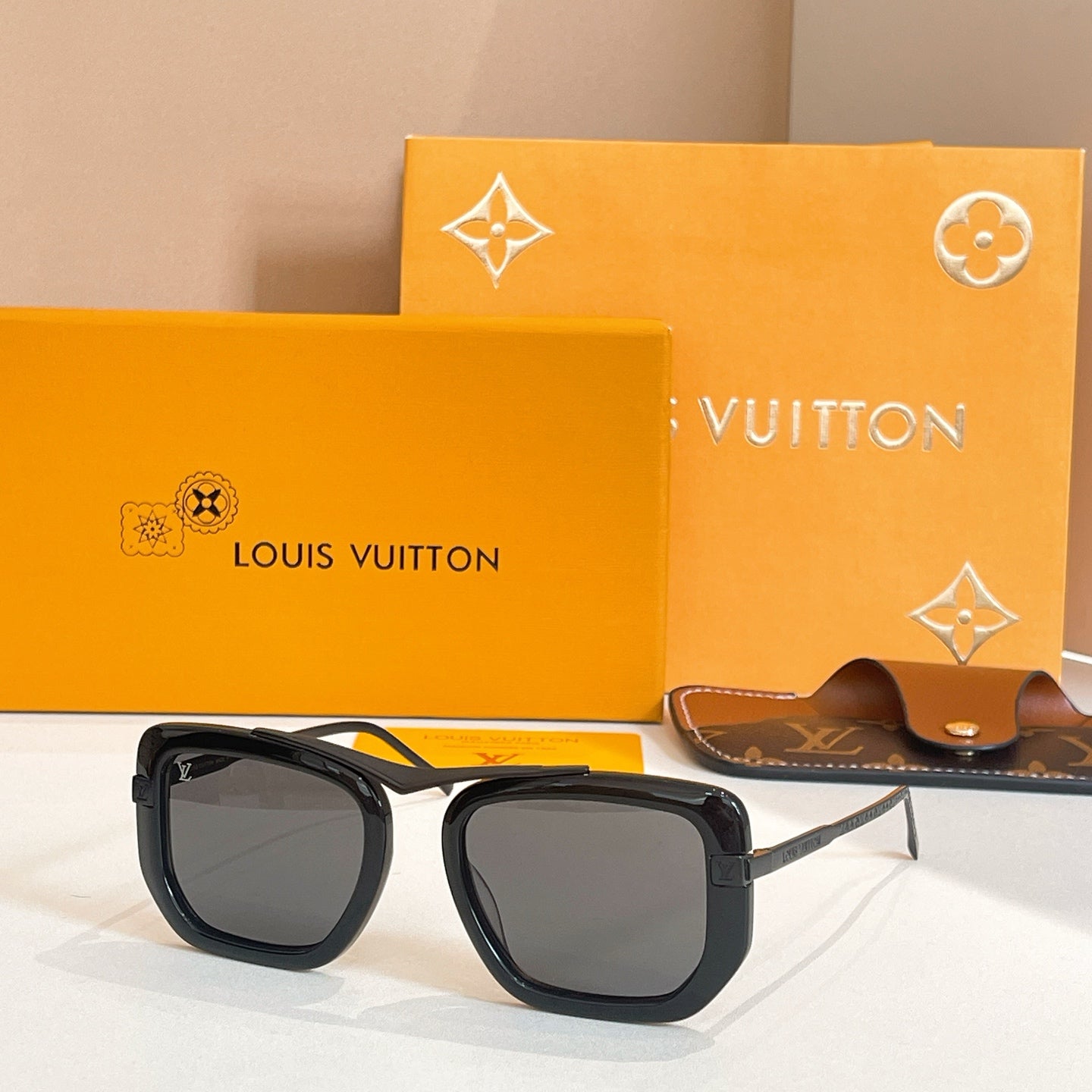 metal frame sunglasses