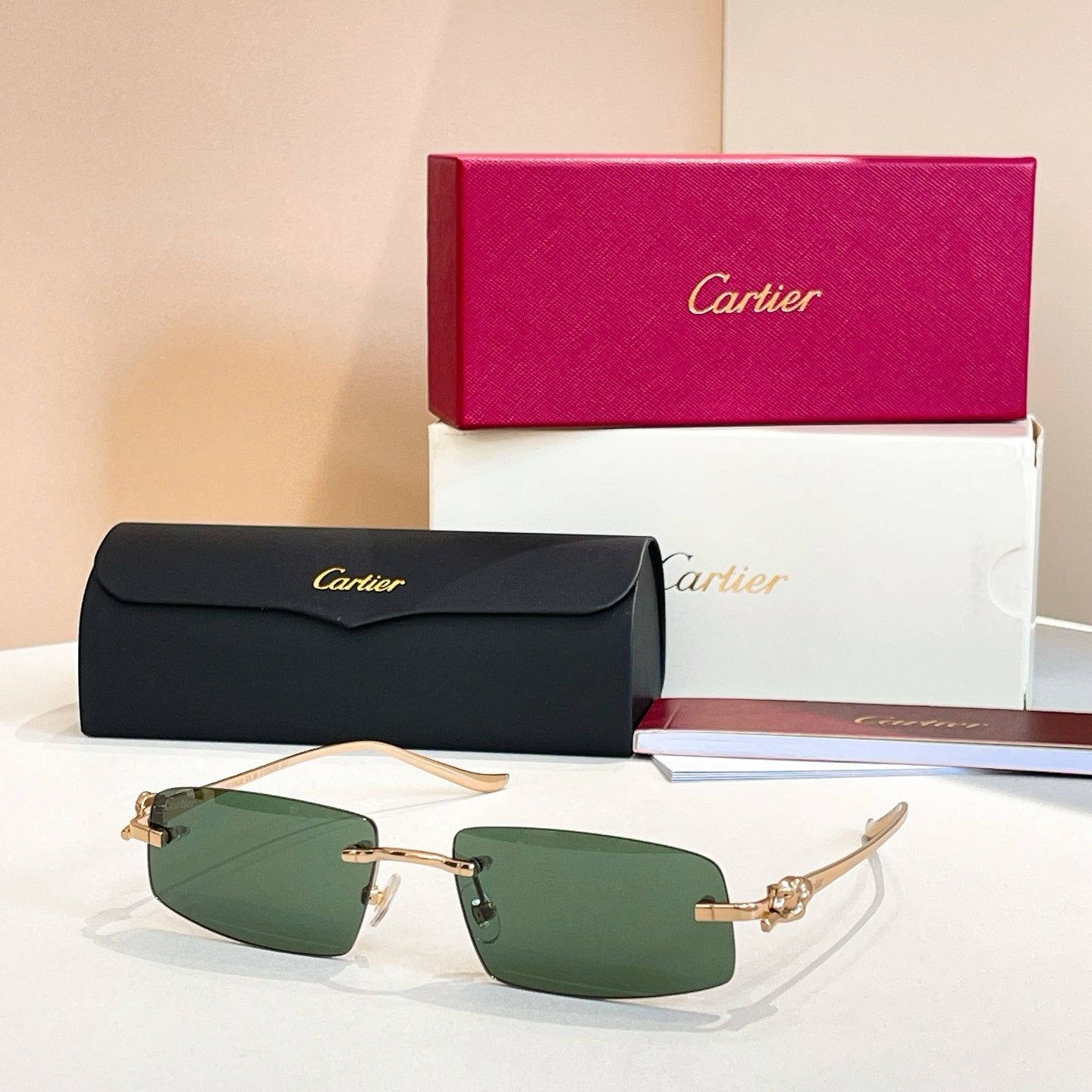 Metal frameless sunglasses