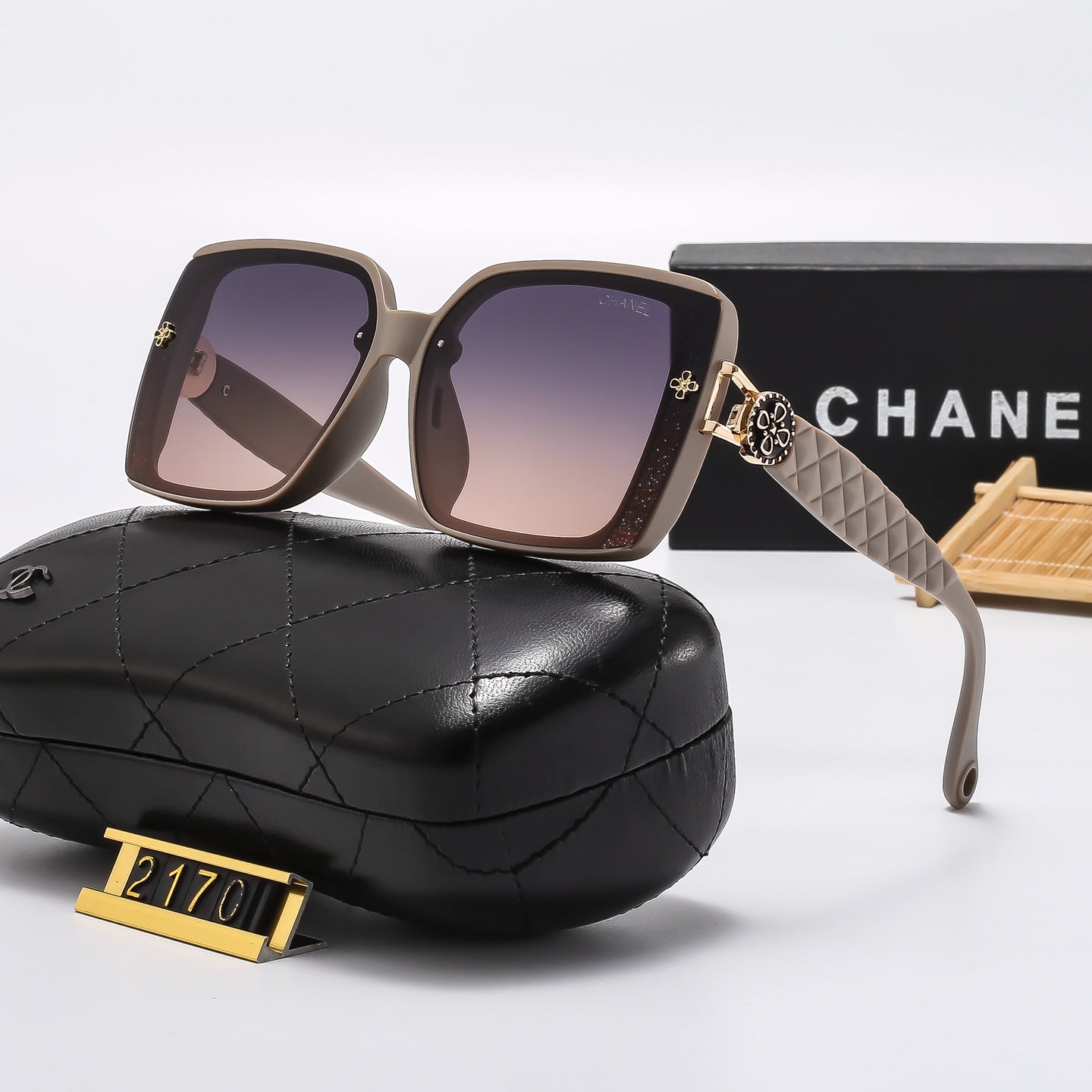 5 colors of fashionable and popular sunglasses