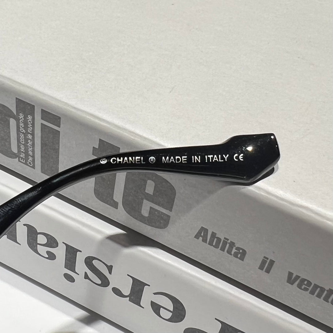 4 colors stylish simple sunglasses  9162