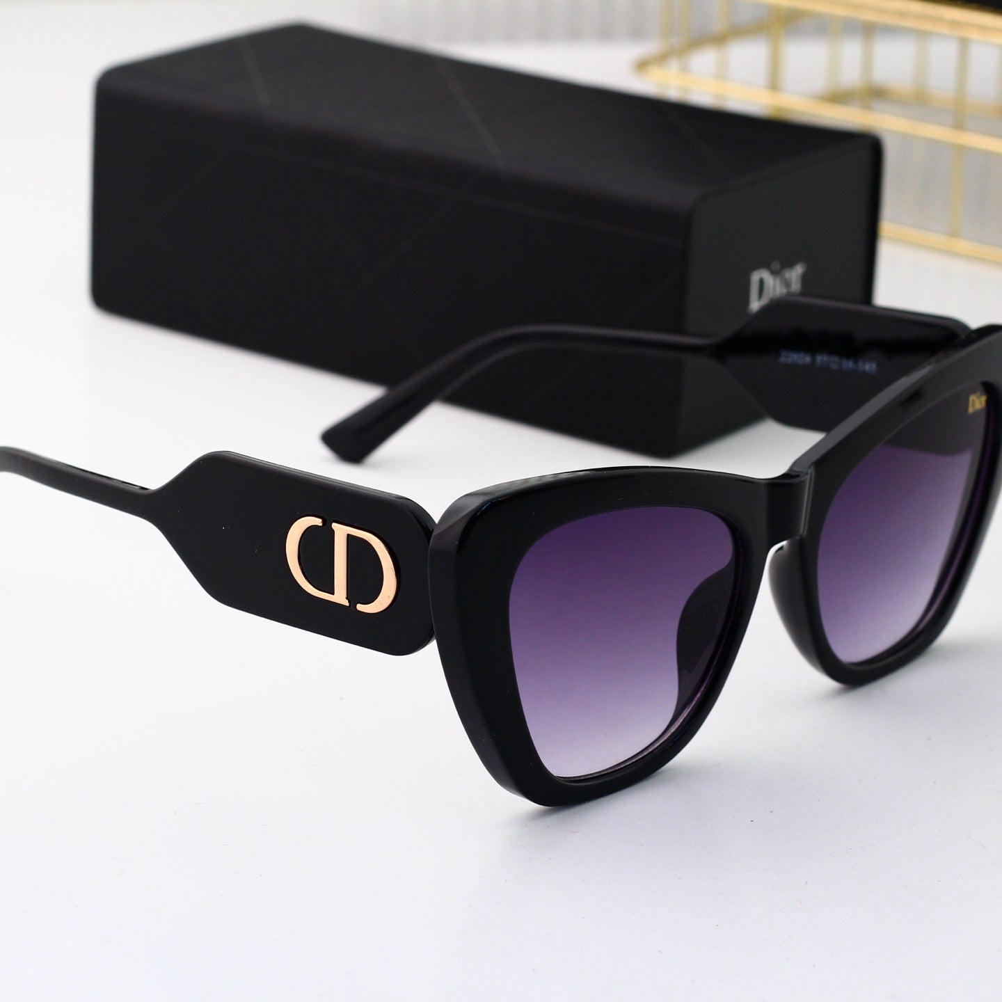 6 Colors Hot Sunglasses  32025