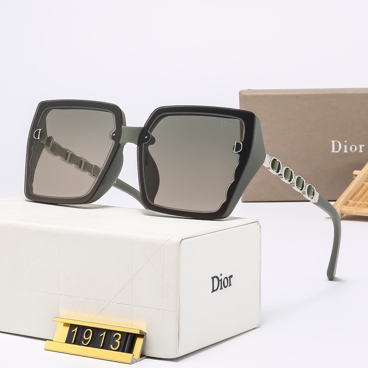 4-color high-end popular sunglasses  1913