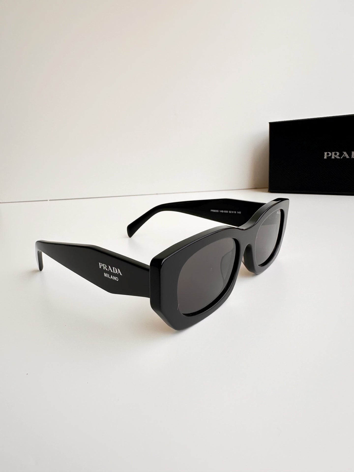 4 colors polygonal square frame sunglasses P00090