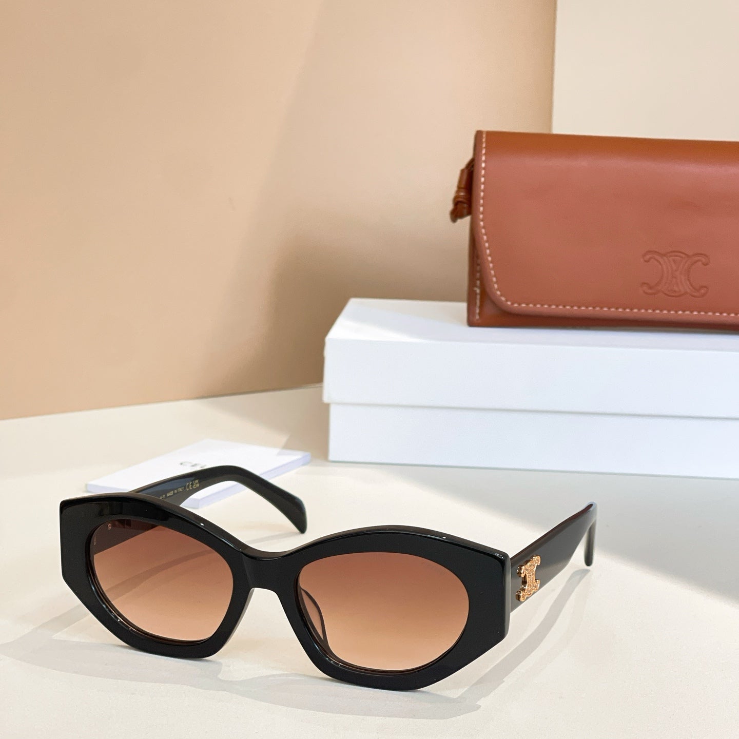 Prismatic Full Frame Sunglasses