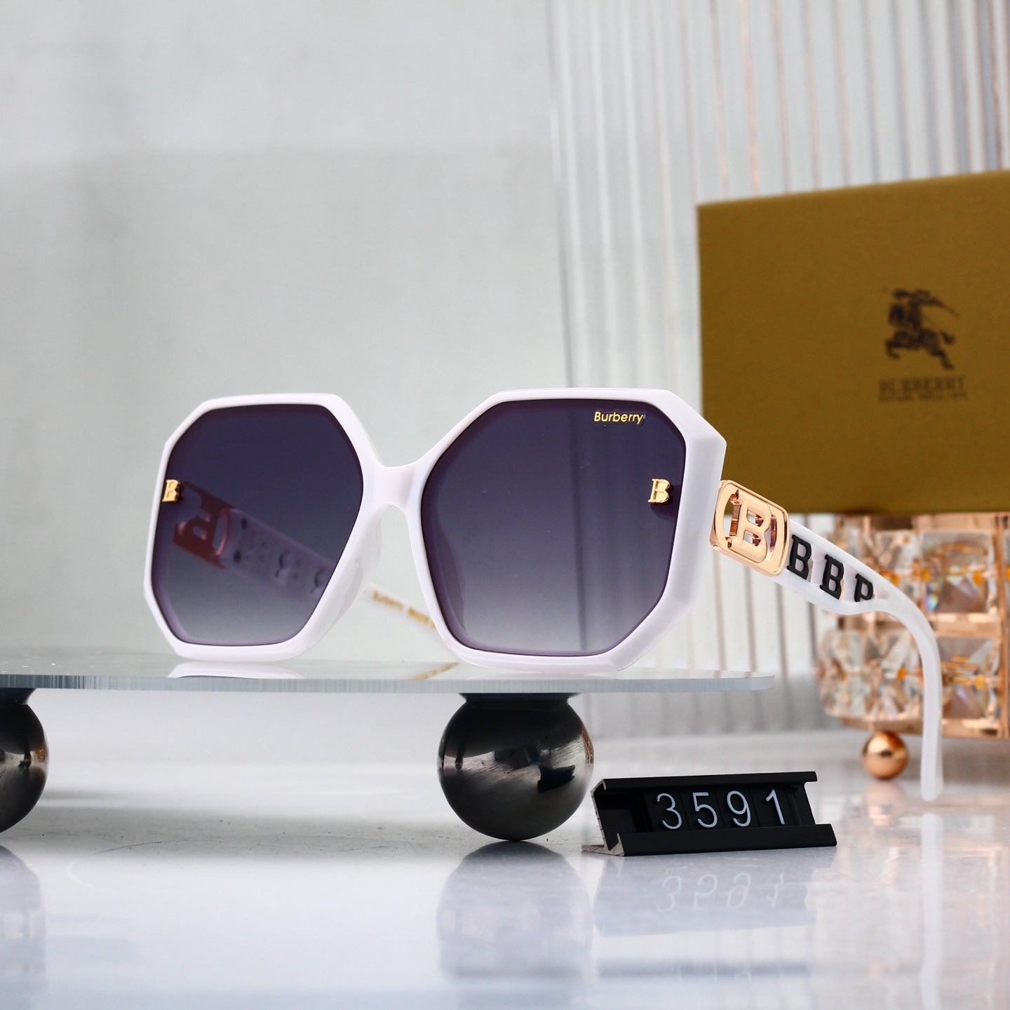 Full Frame Square Gradient Sunglasses