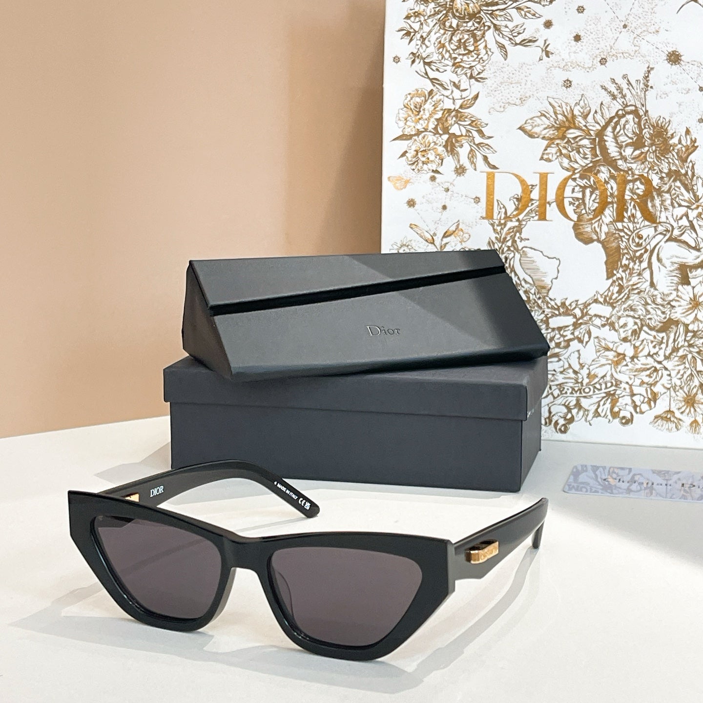 Full frame sunglasses