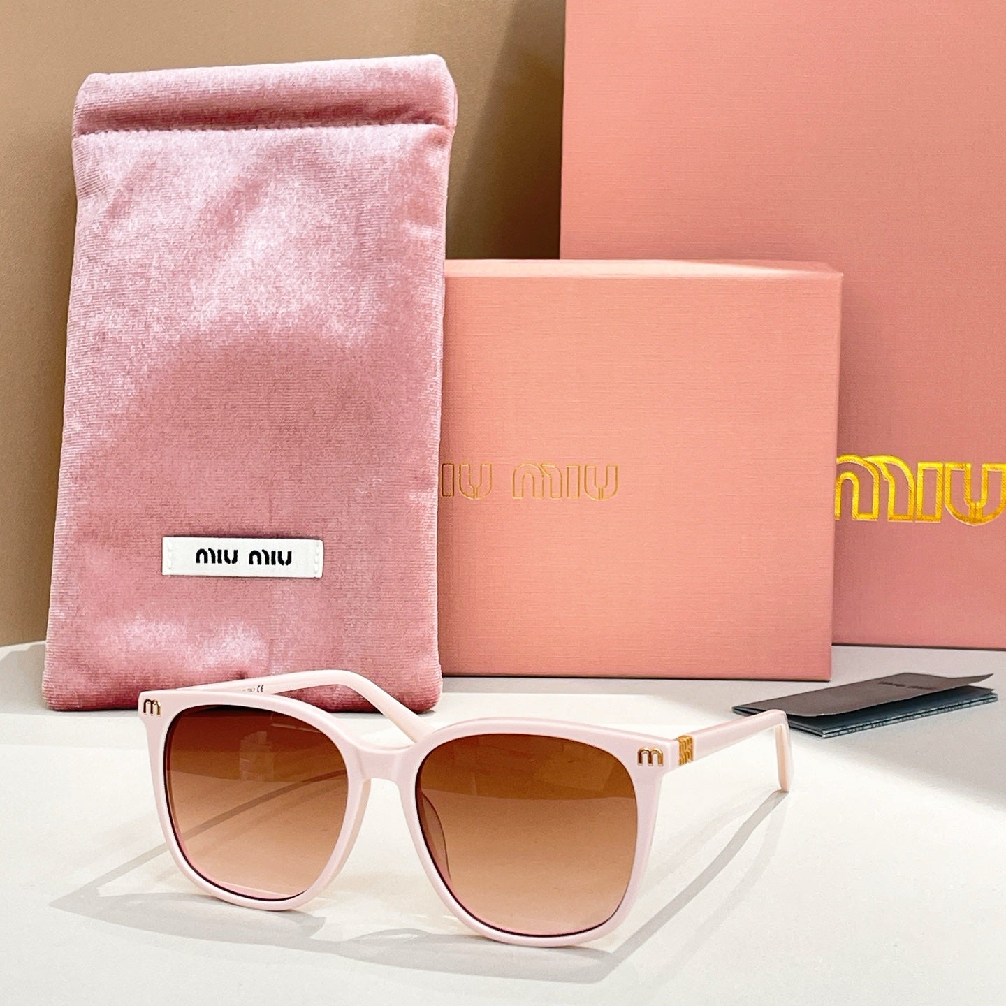 Full frame sunglasses